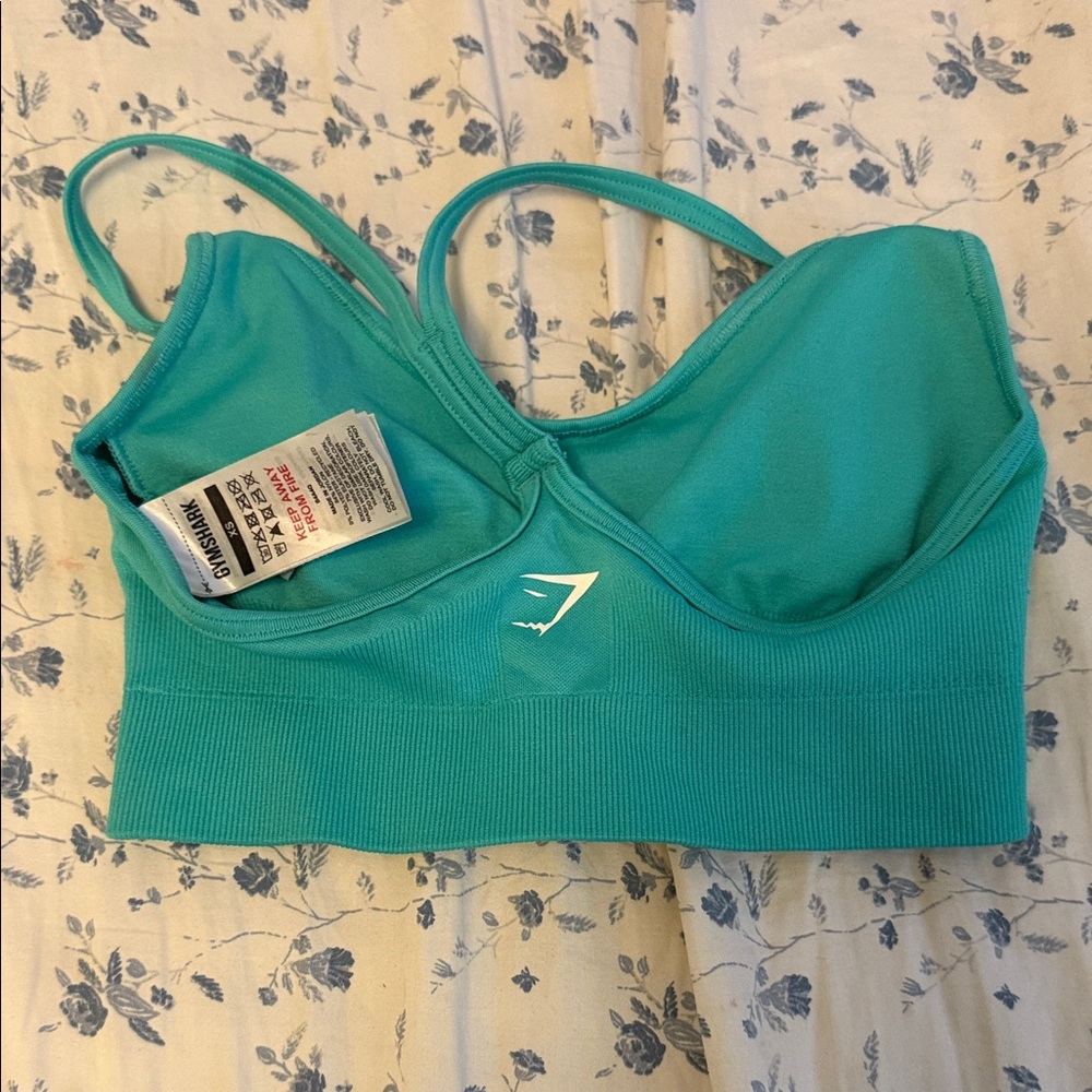 Gymshark Set - Picture 3 of 4